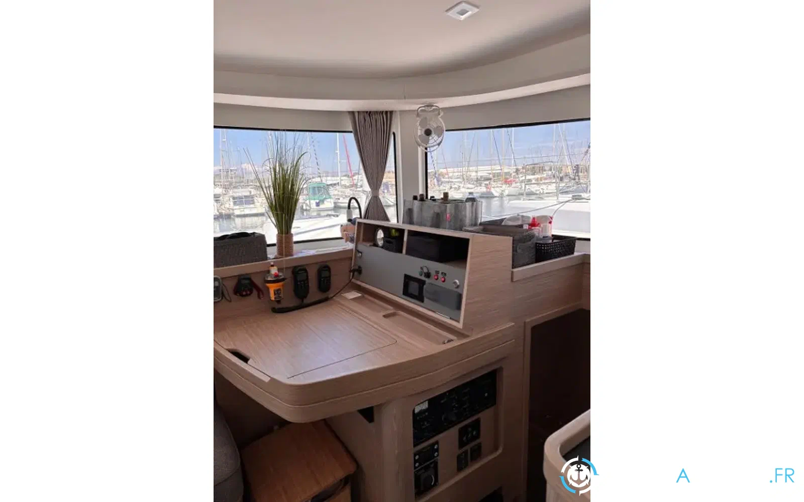 slider 30 Lagoon 42