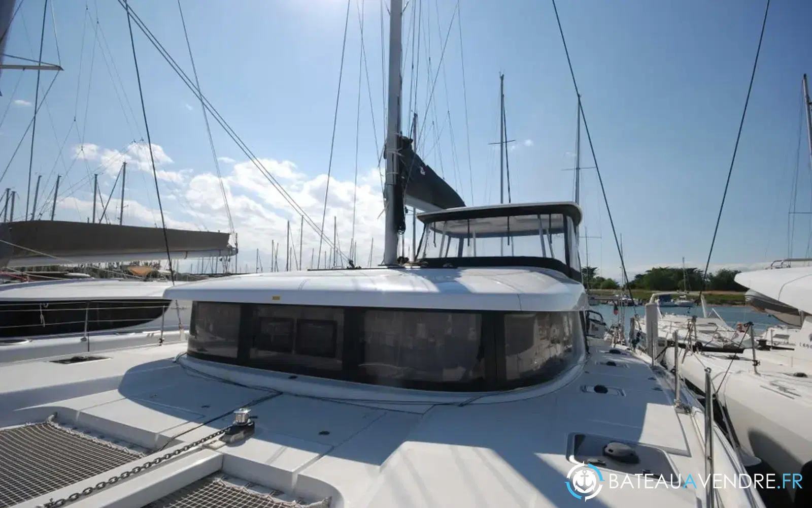 slider 3 Lagoon 42