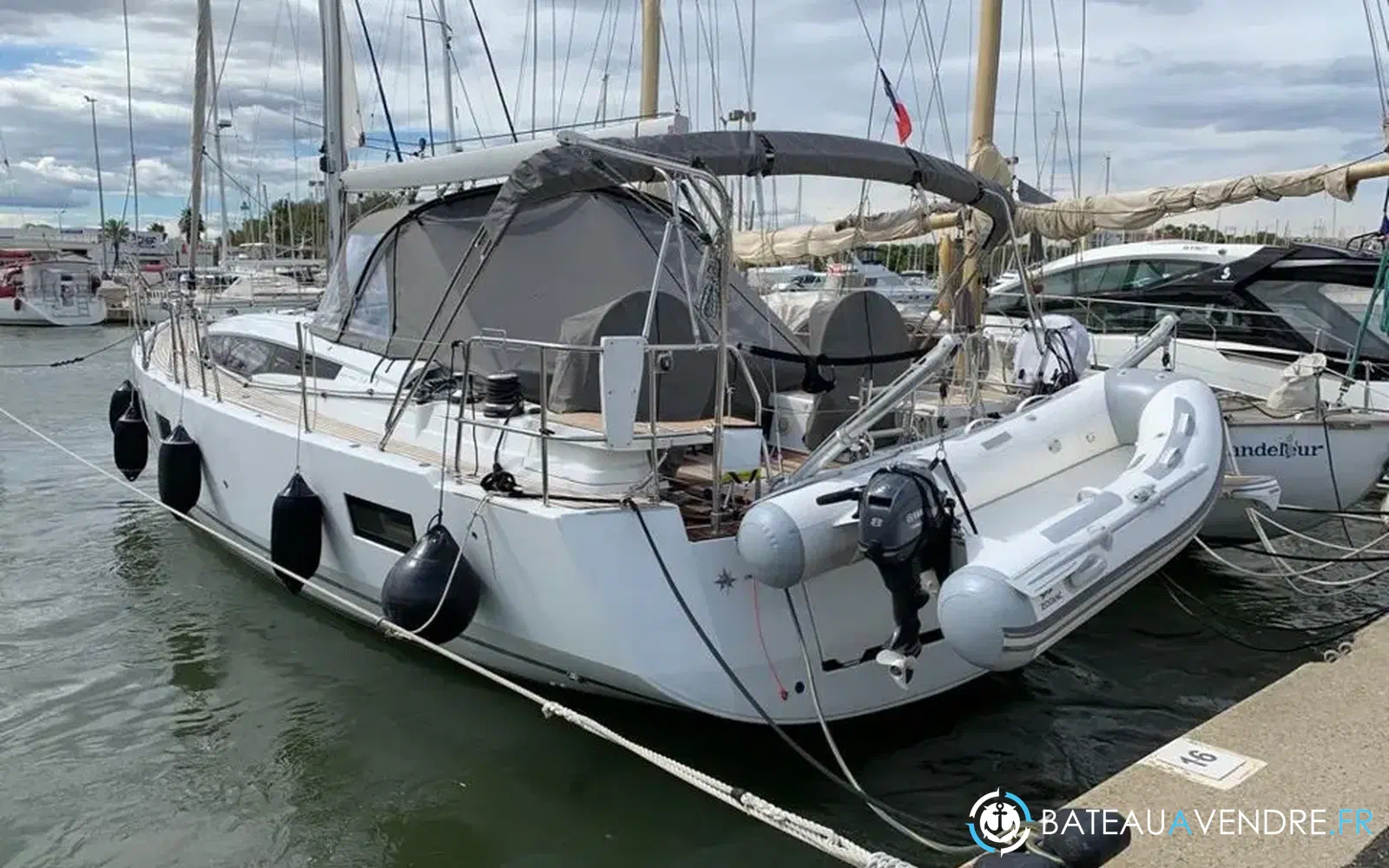 slider 17 Jeanneau 54