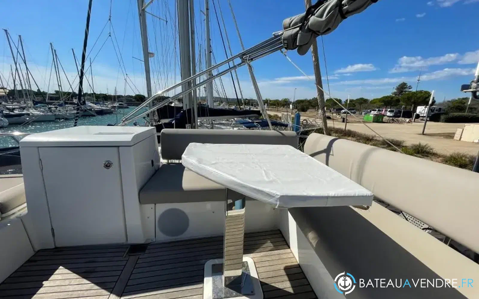 slider 14 Prestige Yachts 420 Fly
