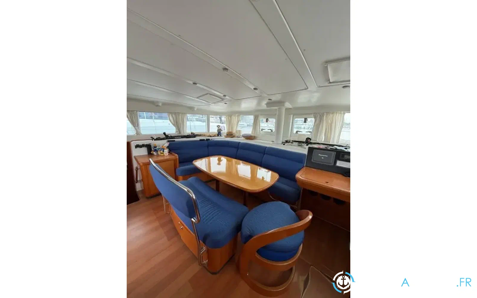 slider 17 Lagoon 440