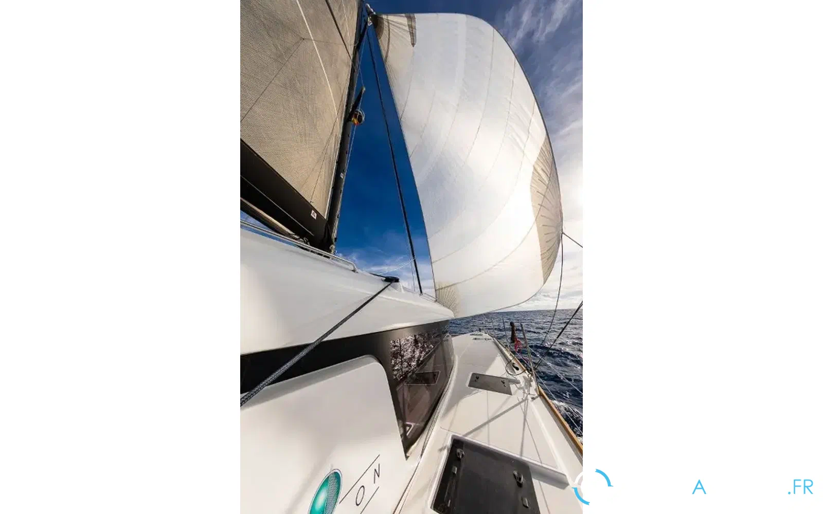 slider 27 Lagoon 52 S