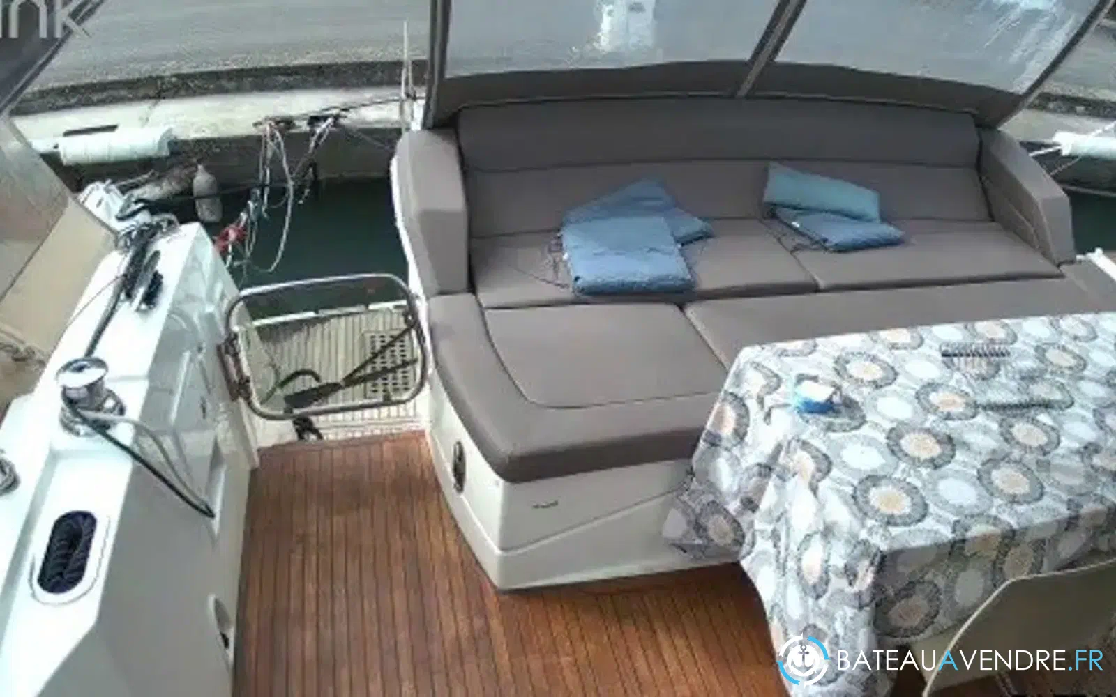 slider 2 Prestige Yachts 550