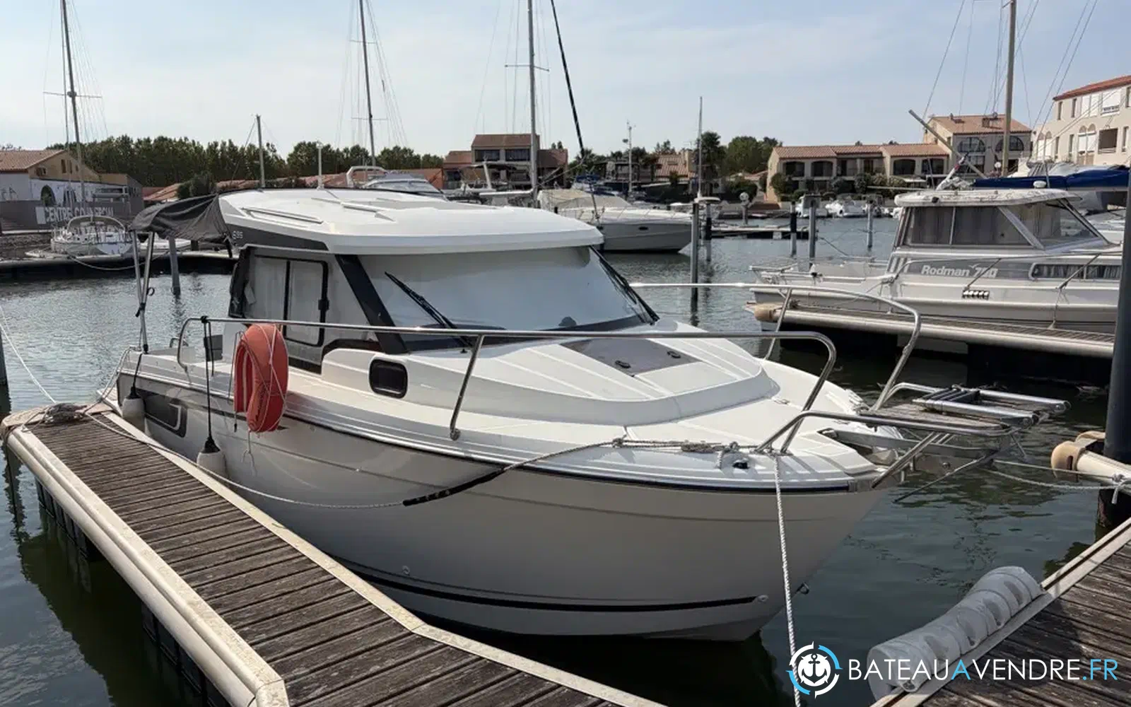 slider 0 Jeanneau Merry Fisher 695 Serie 2