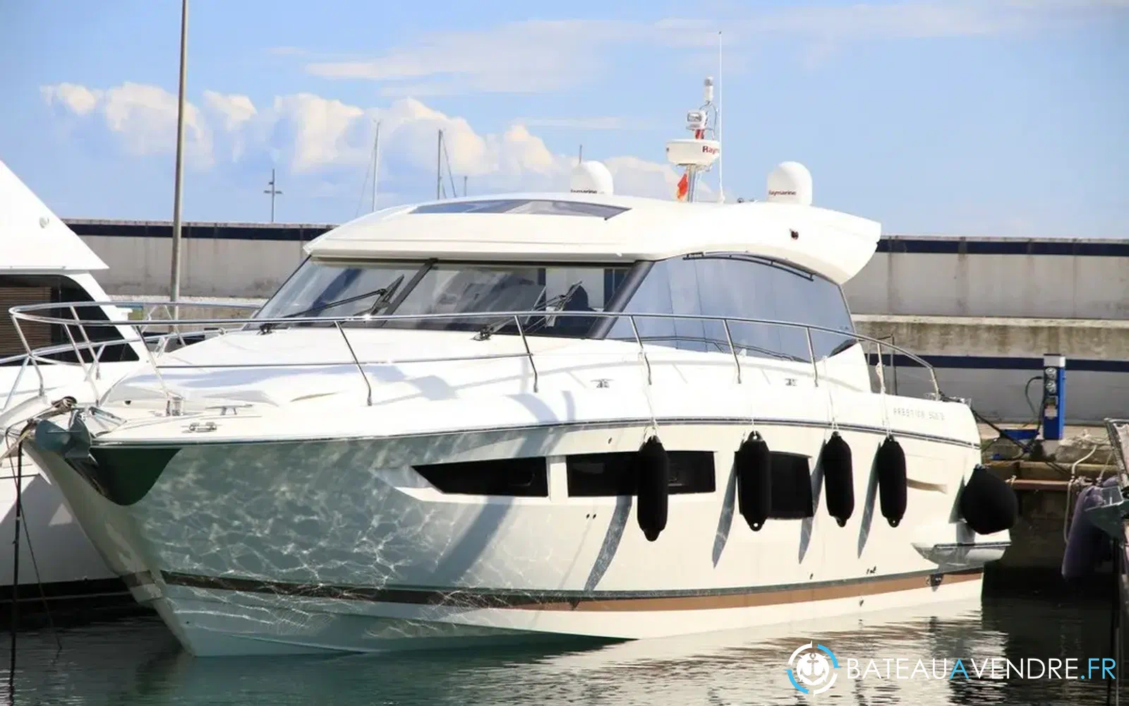 slider 4 Prestige Yachts 500 S