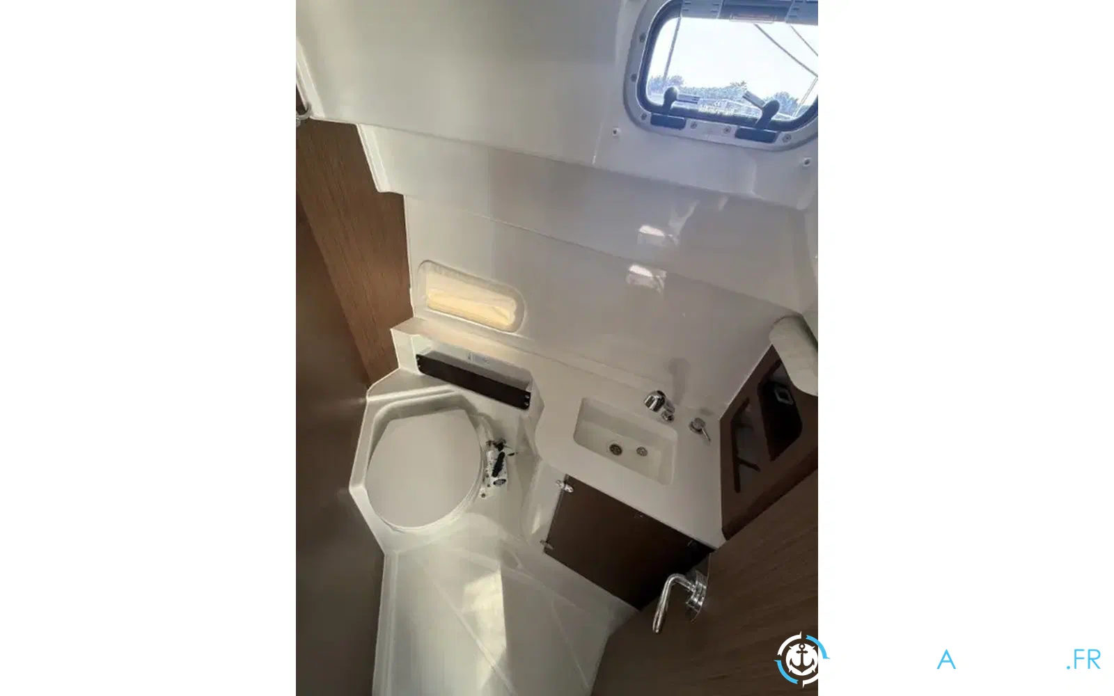 slider 10 Beneteau Antares 9 OB