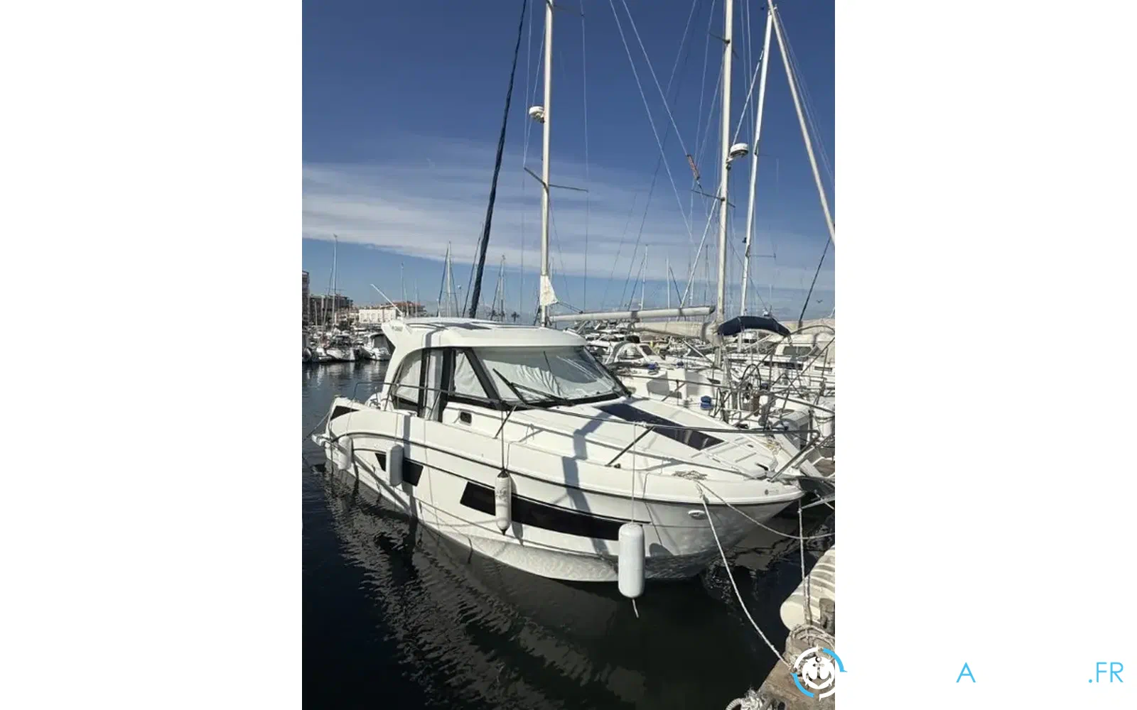 slider 1 Beneteau Antares 9 OB