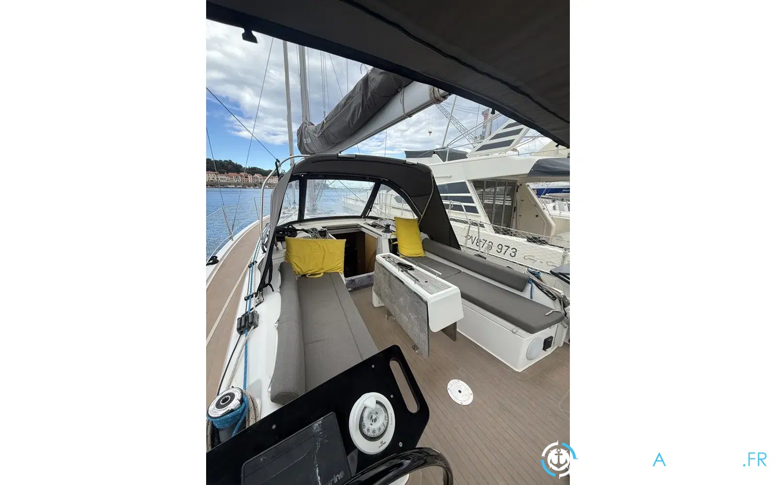 slider 30 Dufour 37
