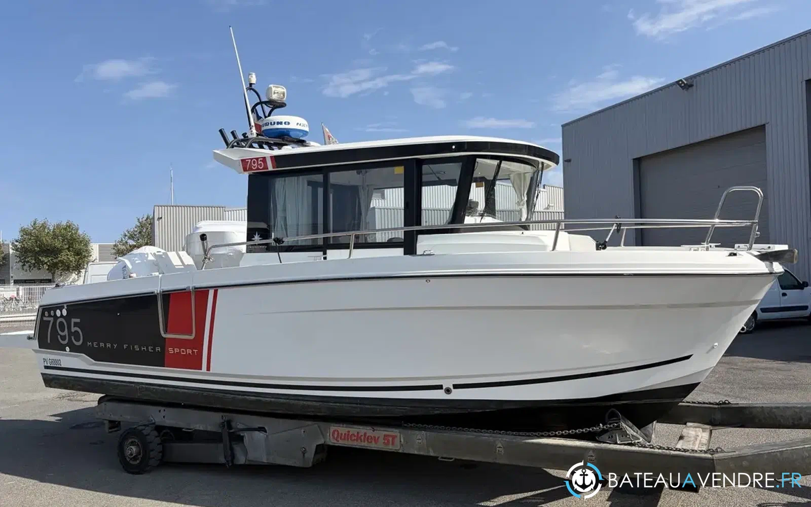 slider 7 Jeanneau Merry Fisher 795 Sport Serie 2