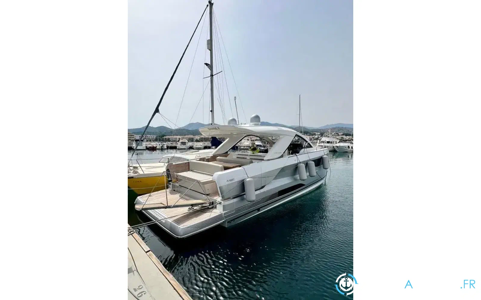 slider 5 Jeanneau DB 43