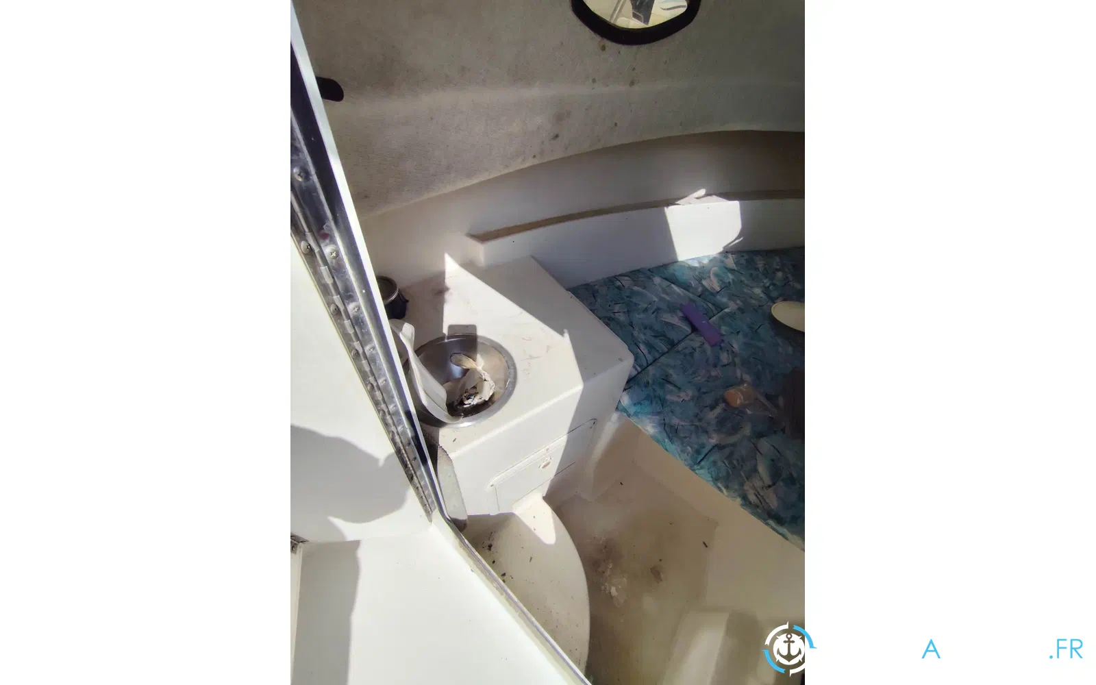 slider 9 Seaswirl Striper 2300 WA