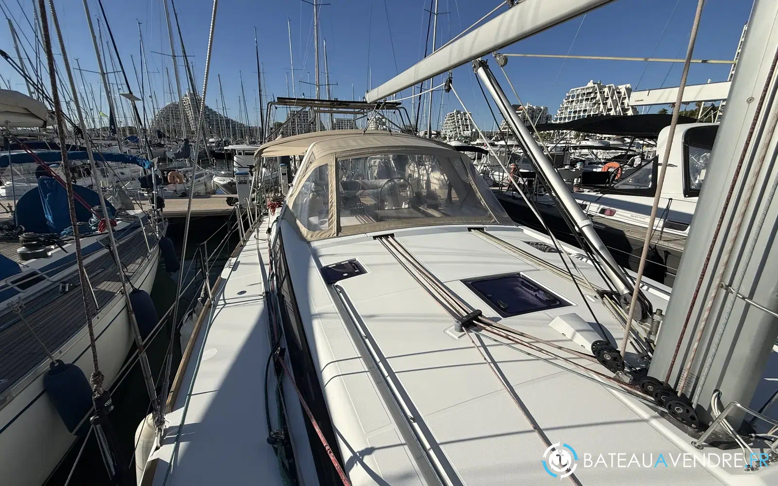 slider 17 Beneteau Oceanis 48