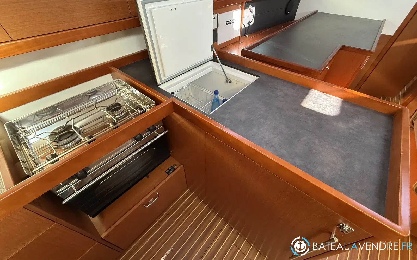 slider 32 Beneteau Oceanis 48