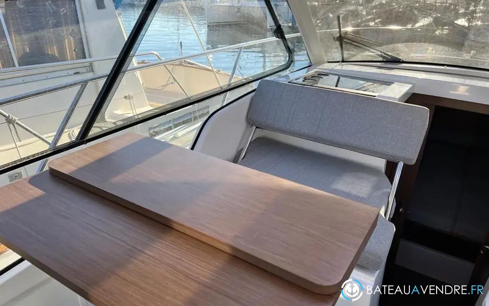 slider 13 Beneteau Antares 9 OB
