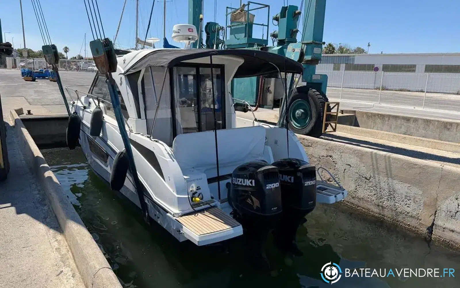 slider 2 Beneteau Antares 9 OB