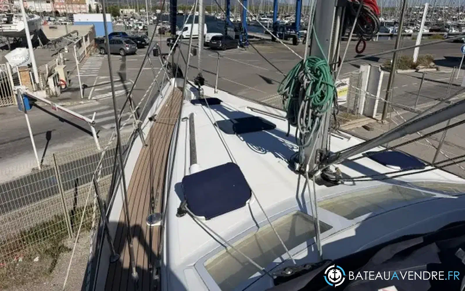 slider 3 Beneteau Oceanis 42 CC