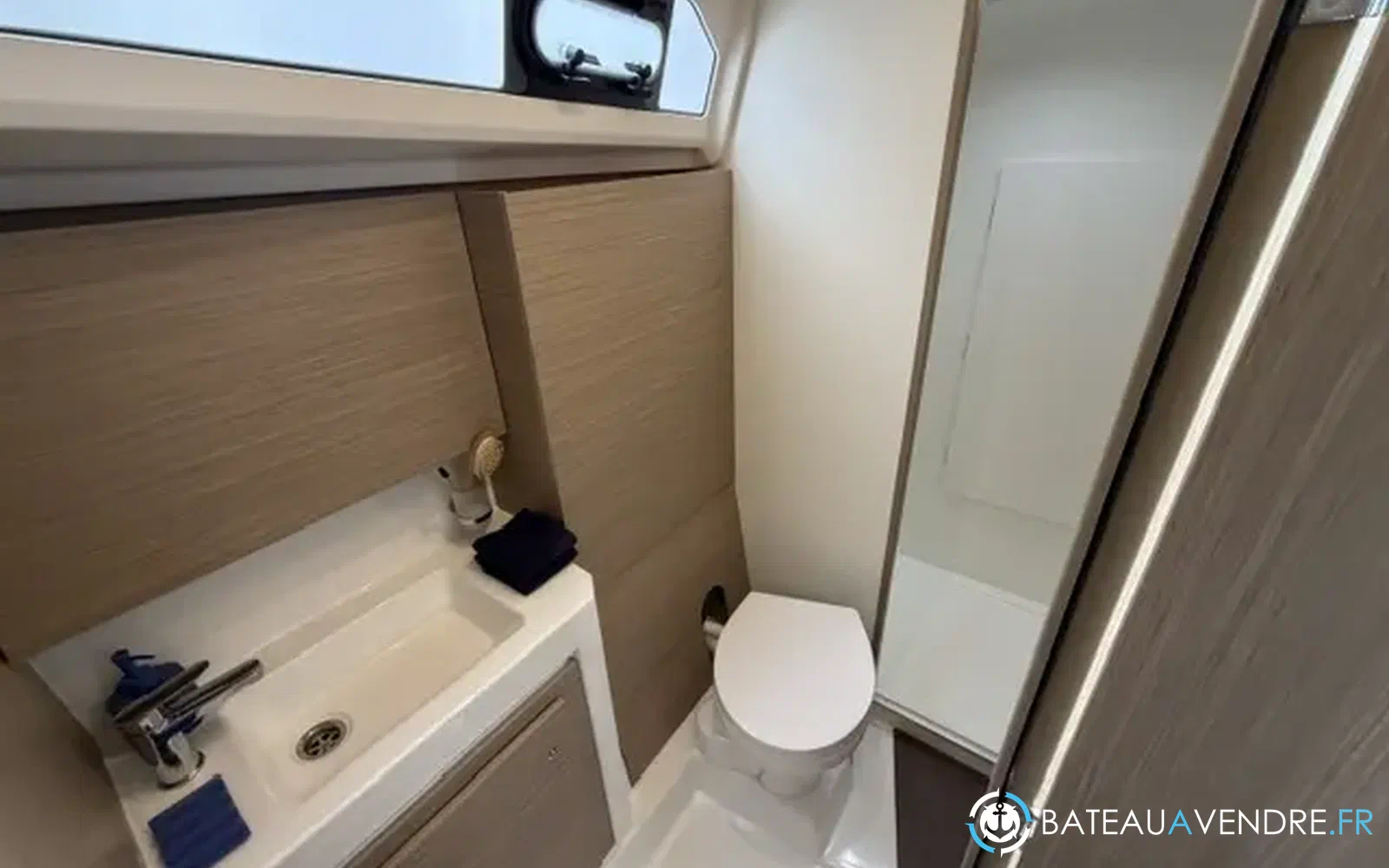 slider 15 Beneteau Oceanis 37.1