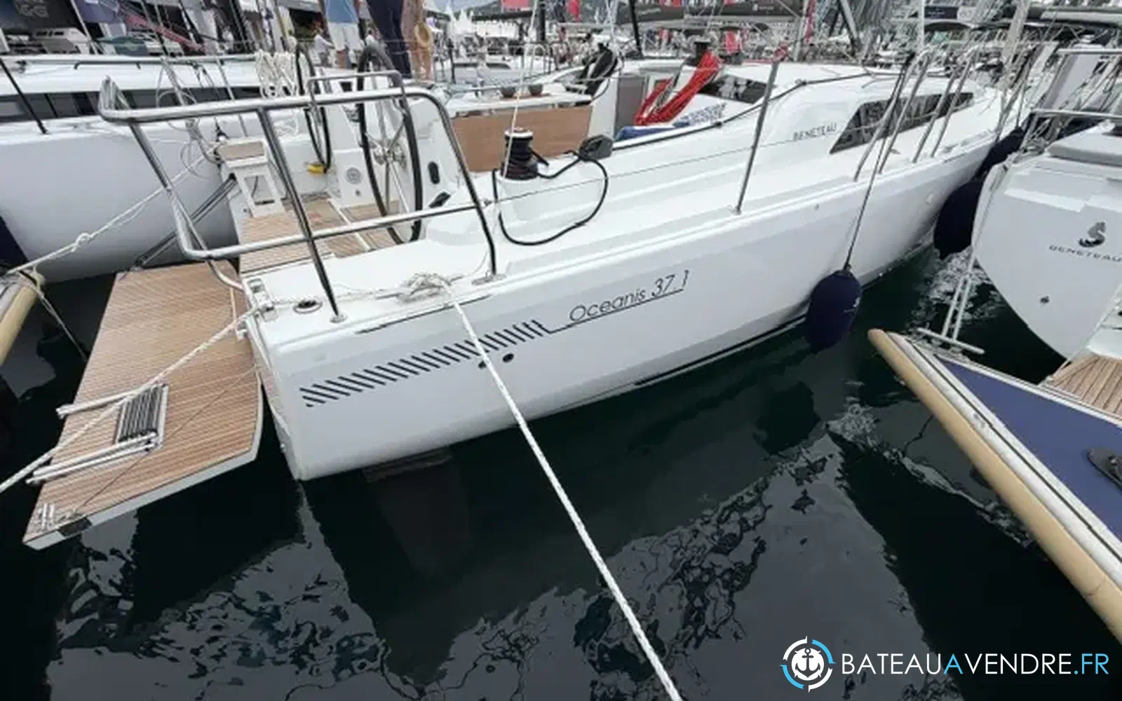 slider 1 Beneteau Oceanis 37.1