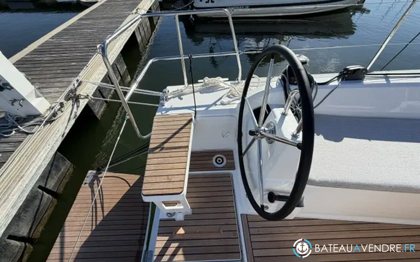 slider 4 Beneteau Oceanis 37.1