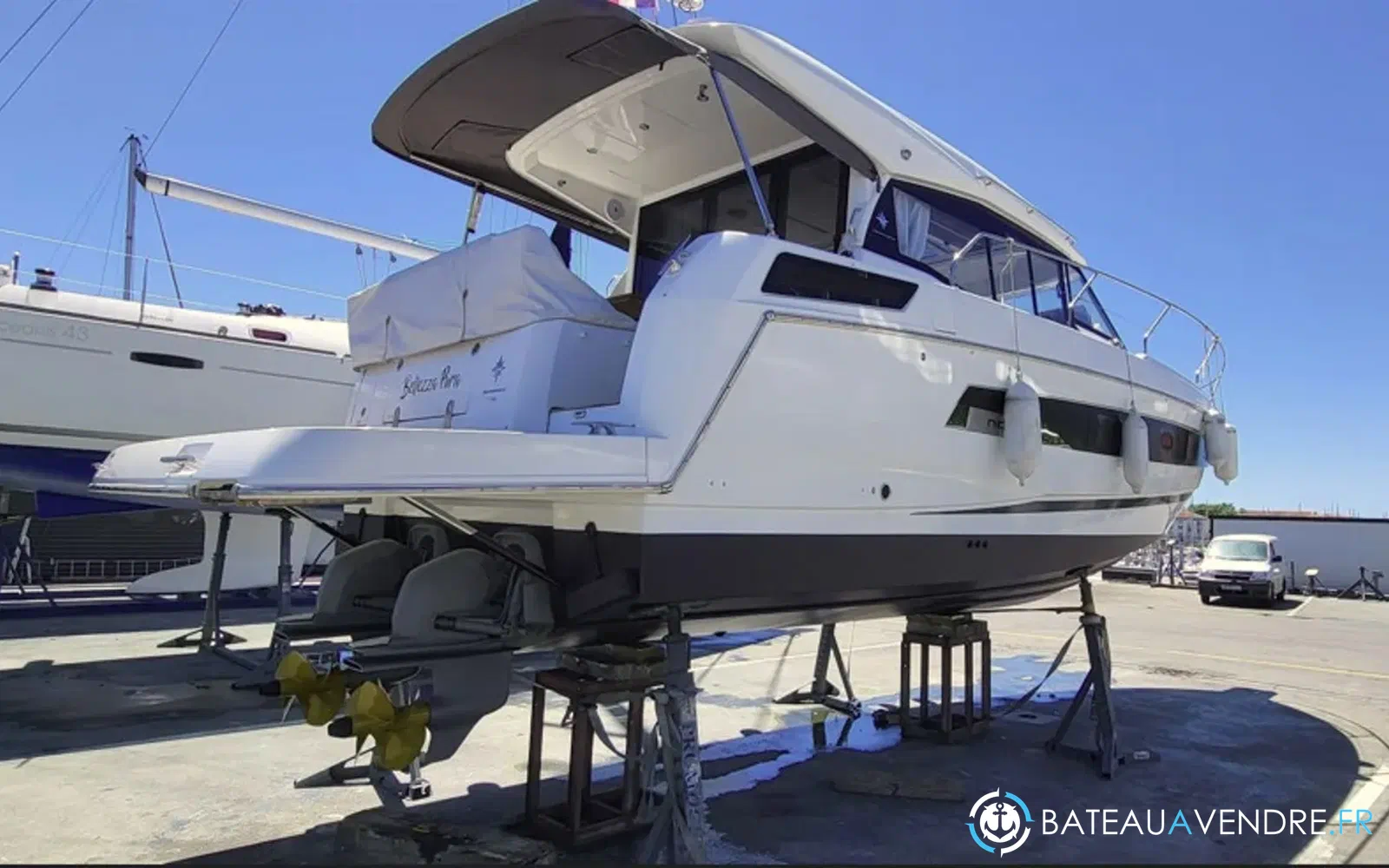 slider 0 Jeanneau NC 37
