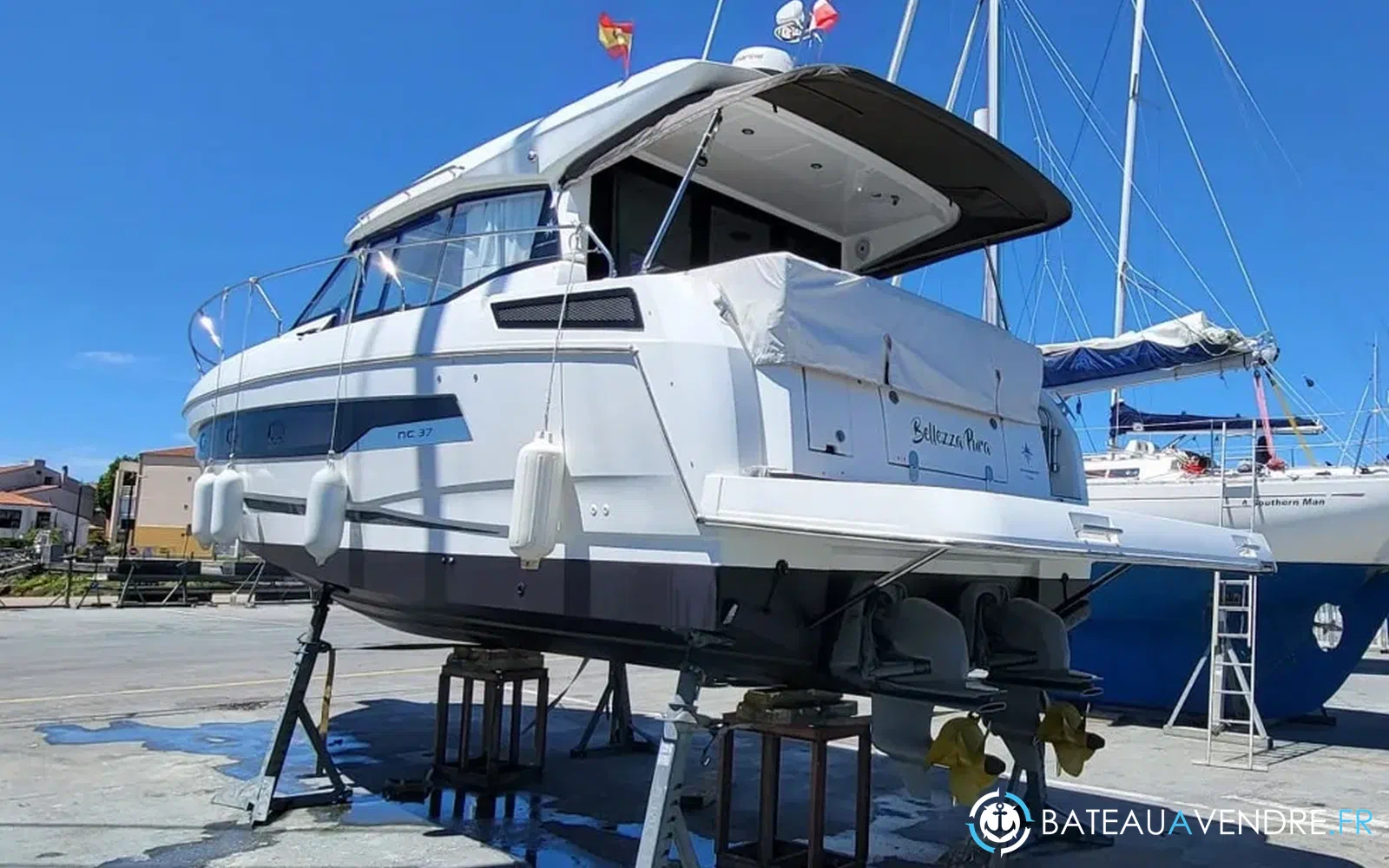 slider 14 Jeanneau NC 37