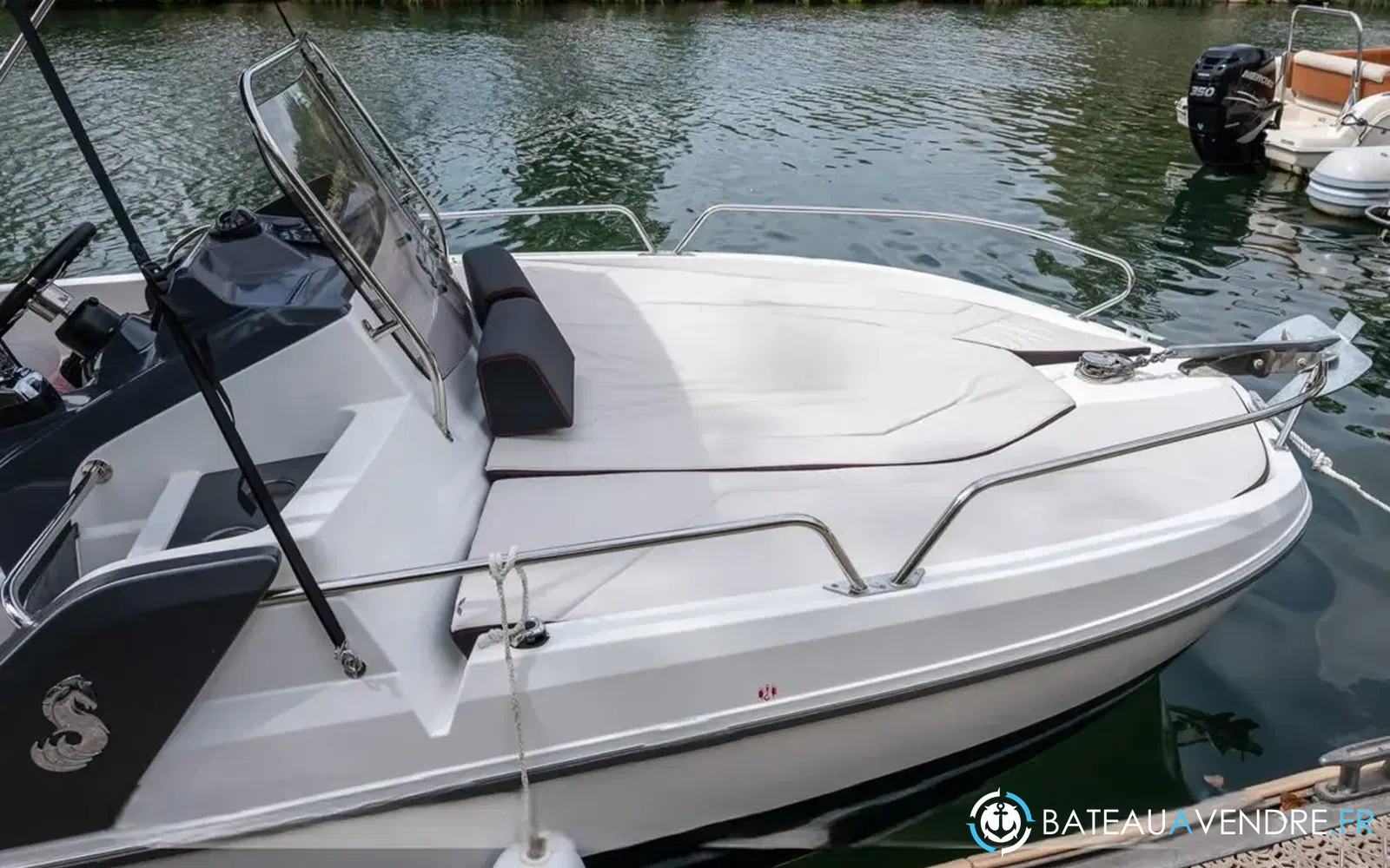 slider 1 Beneteau Flyer 6.6 SUNdeck