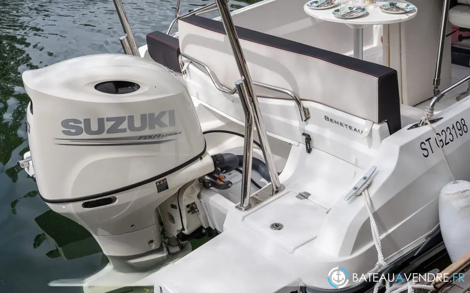 slider 4 Beneteau Flyer 6.6 SUNdeck