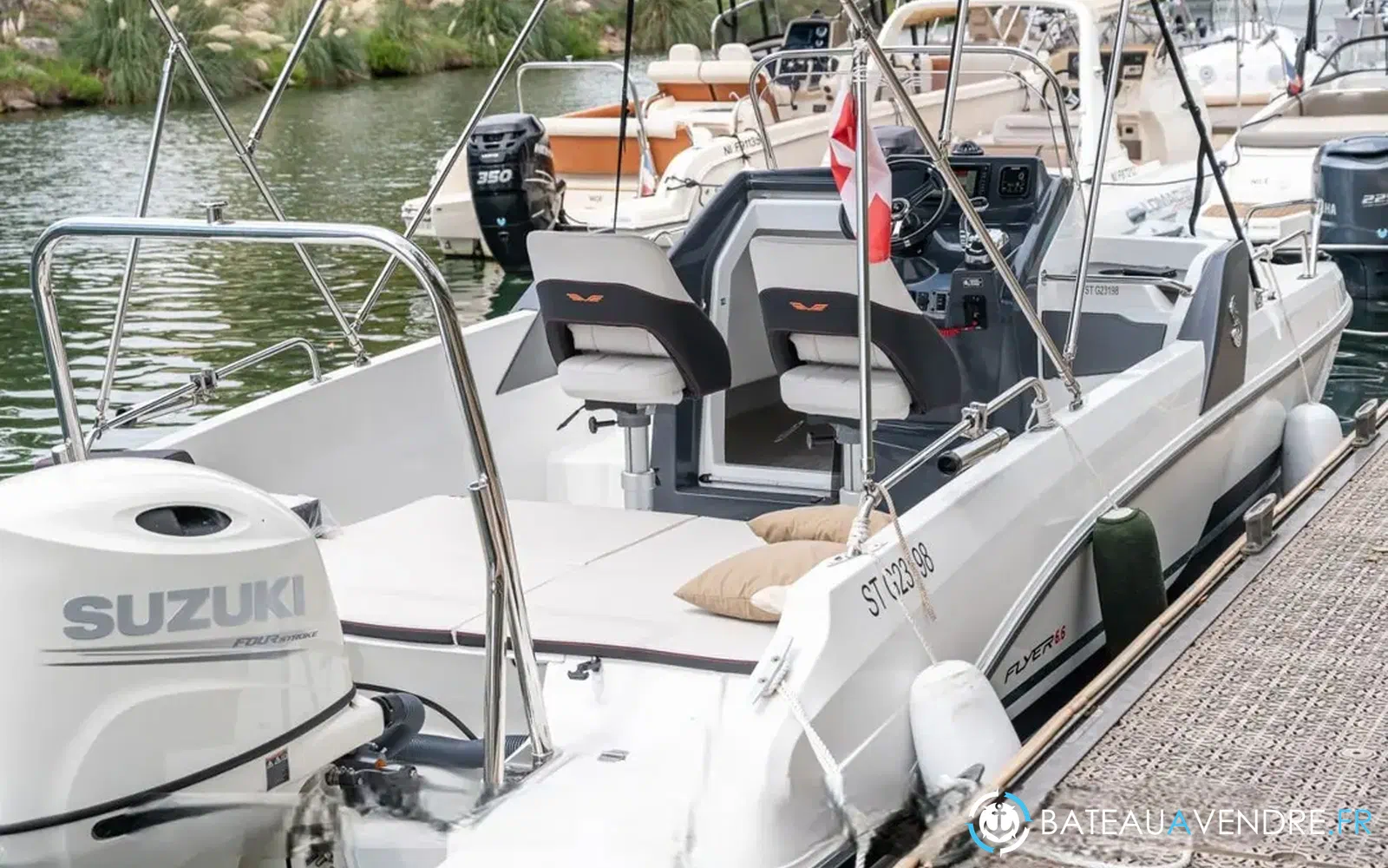 slider 5 Beneteau Flyer 6.6 SUNdeck