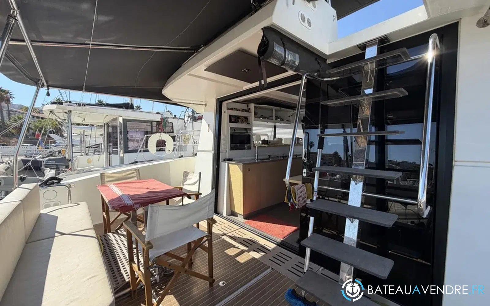 slider 4 Fountaine Pajot My 37