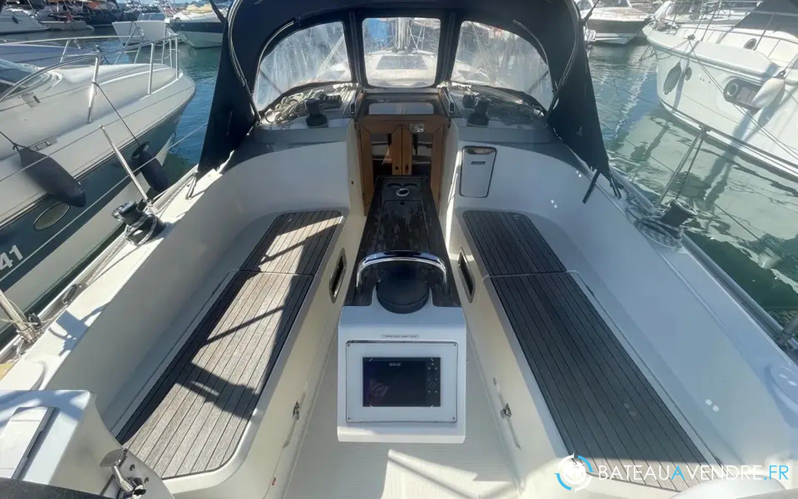 slider 2 Bavaria Cruiser 37