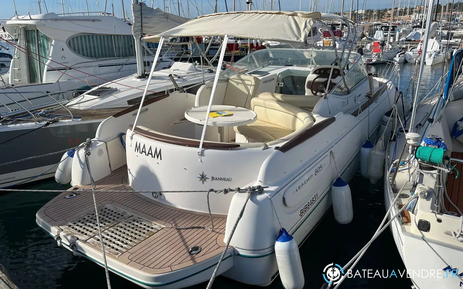 slider 22 Jeanneau Leader 805
