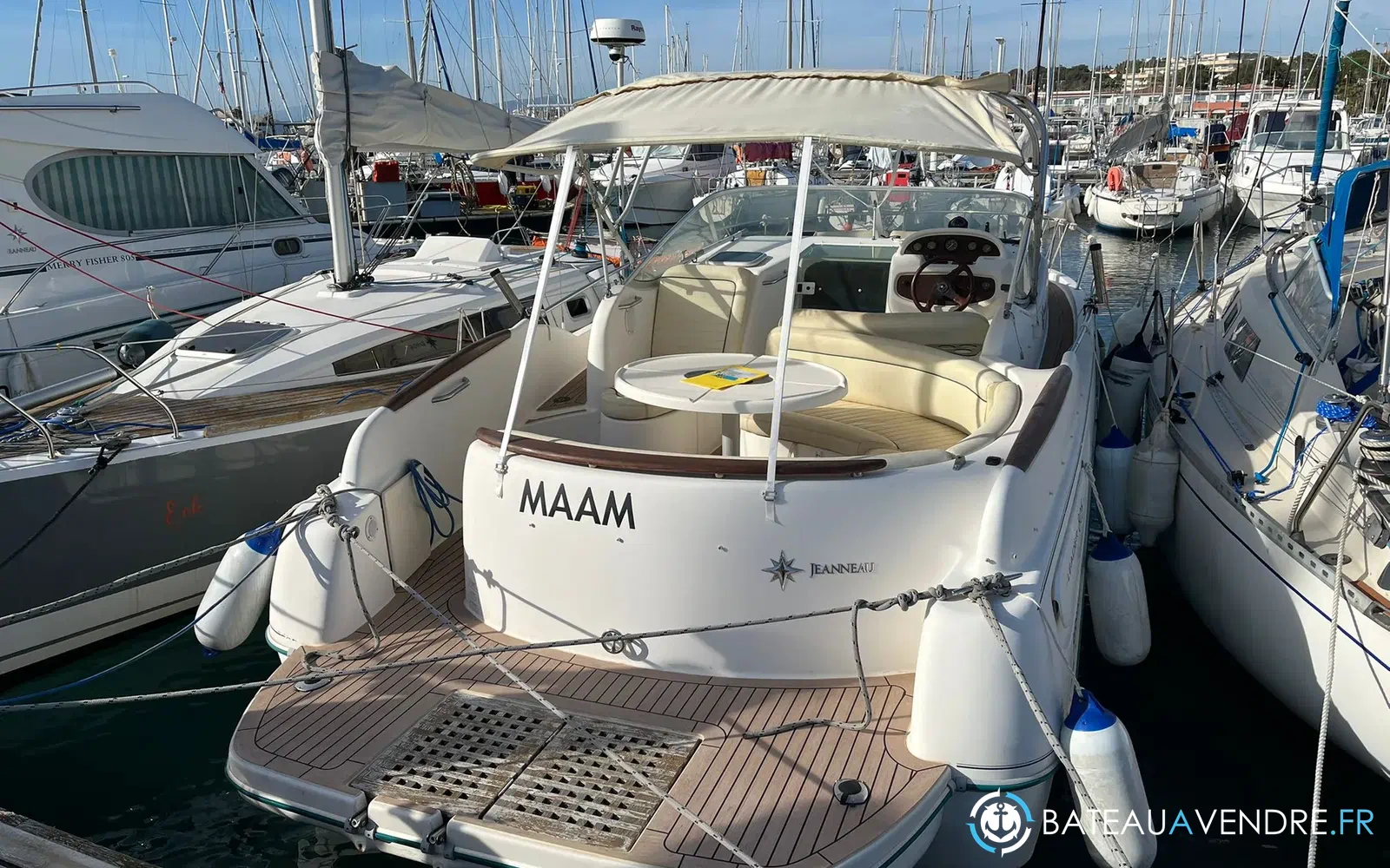 slider 1 Jeanneau Leader 805