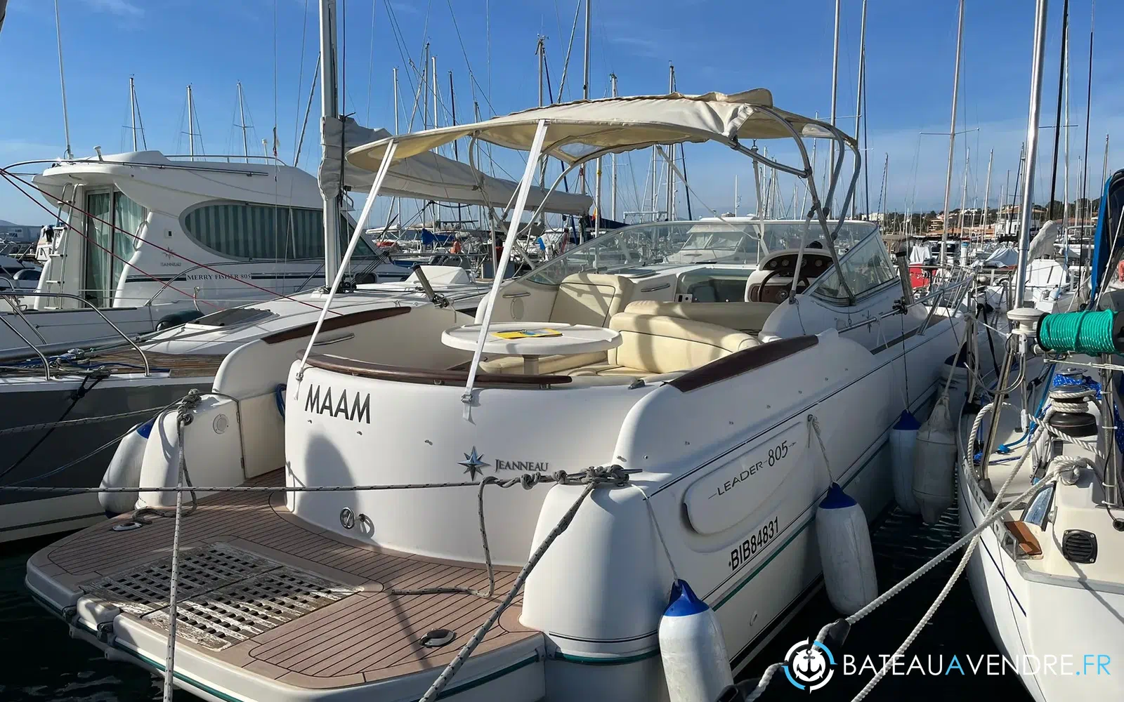 slider 2 Jeanneau Leader 805