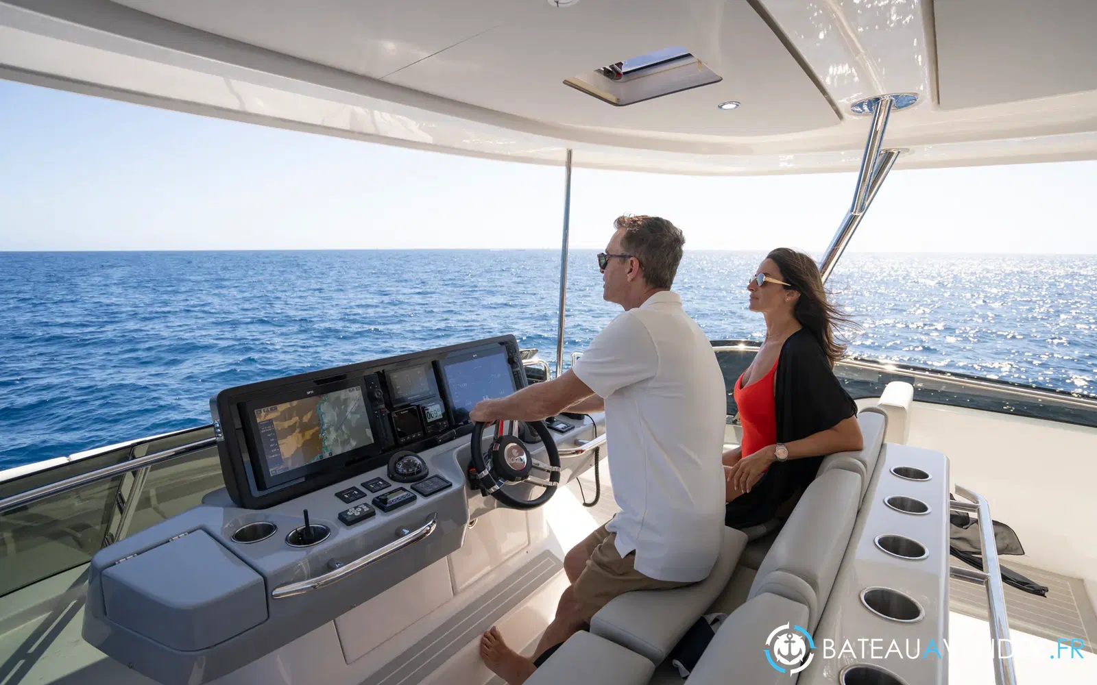 slider 14 Aquila 46 YACHT