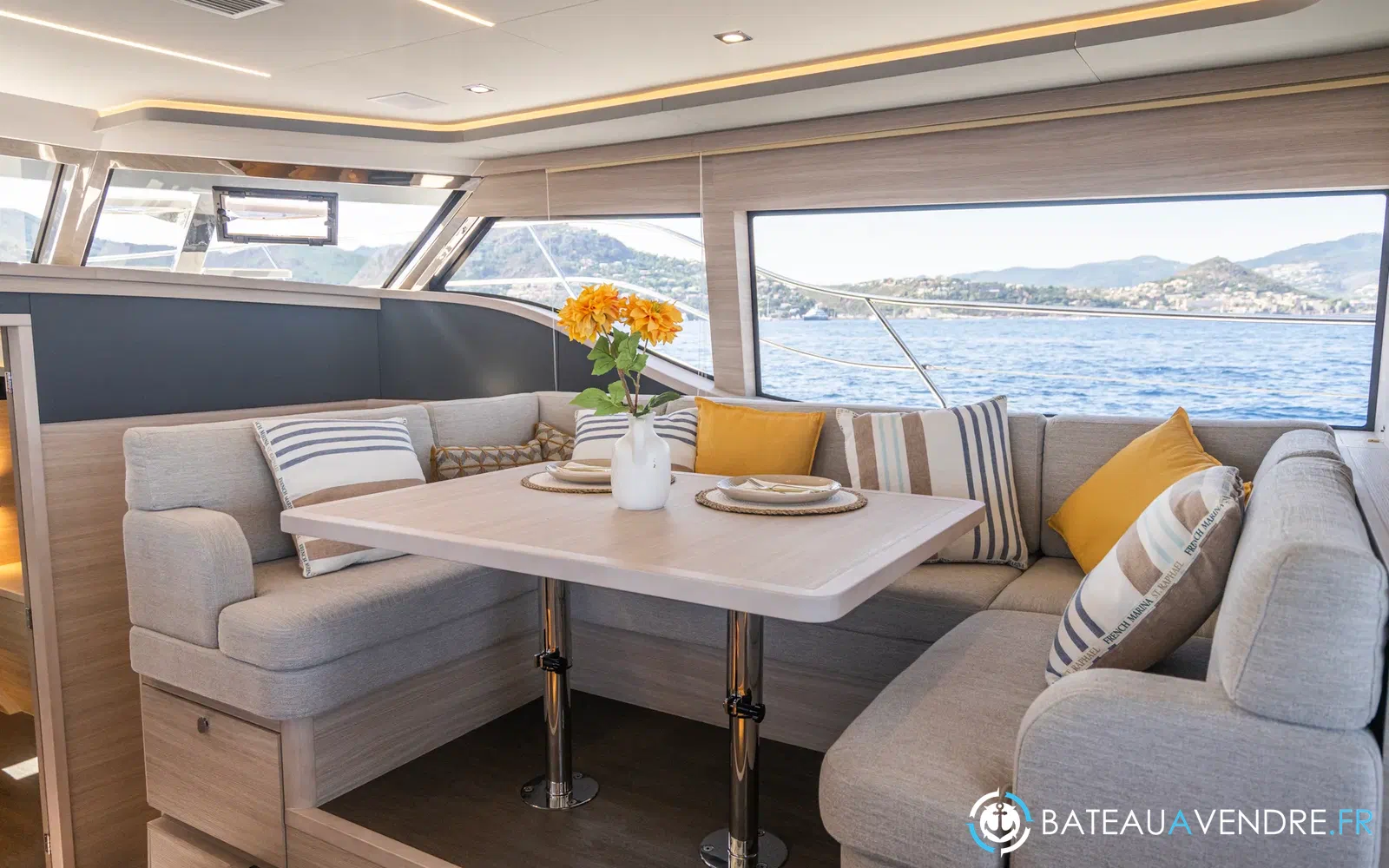 slider 23 Aquila 46 YACHT