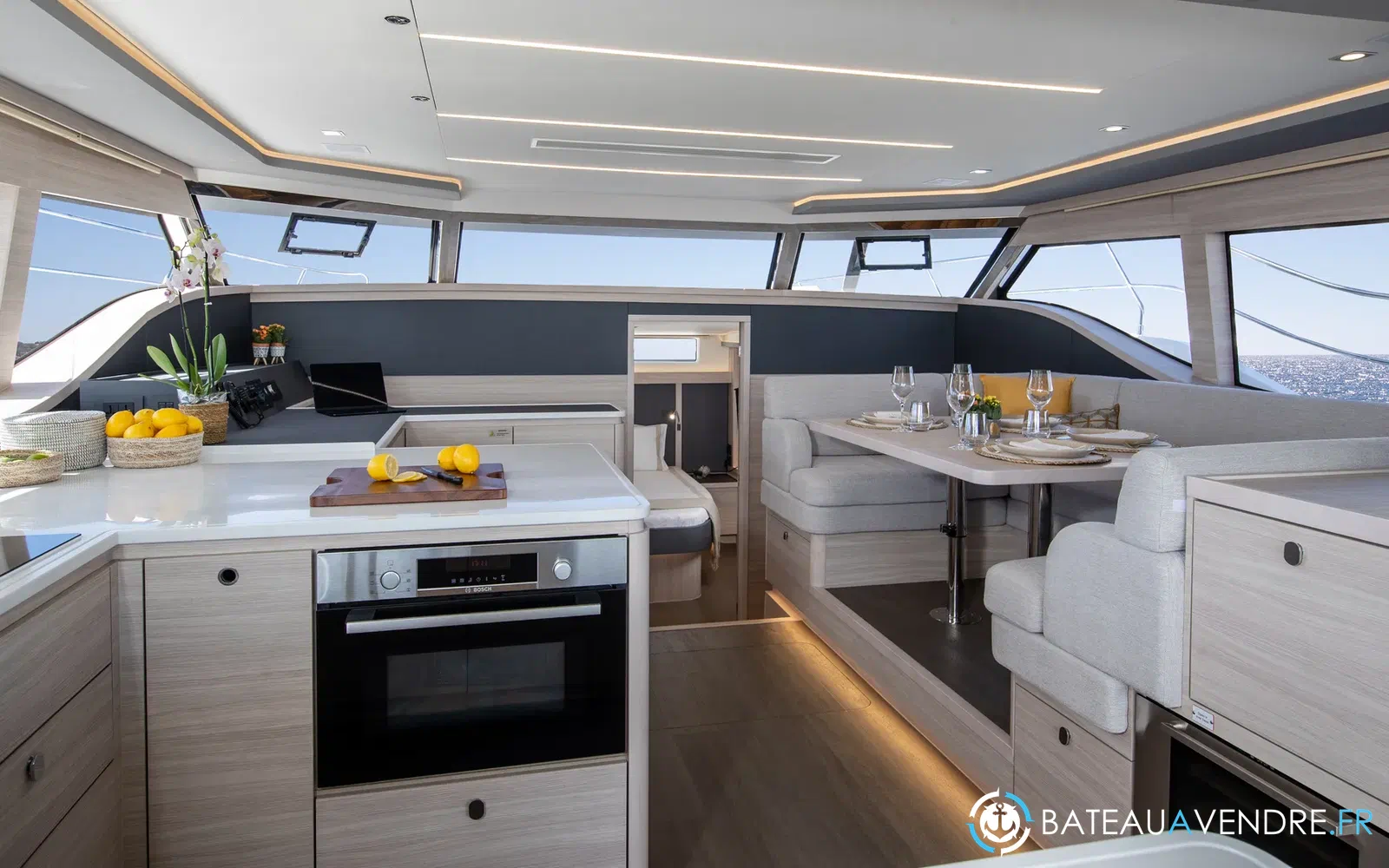 slider 22 Aquila 46 YACHT