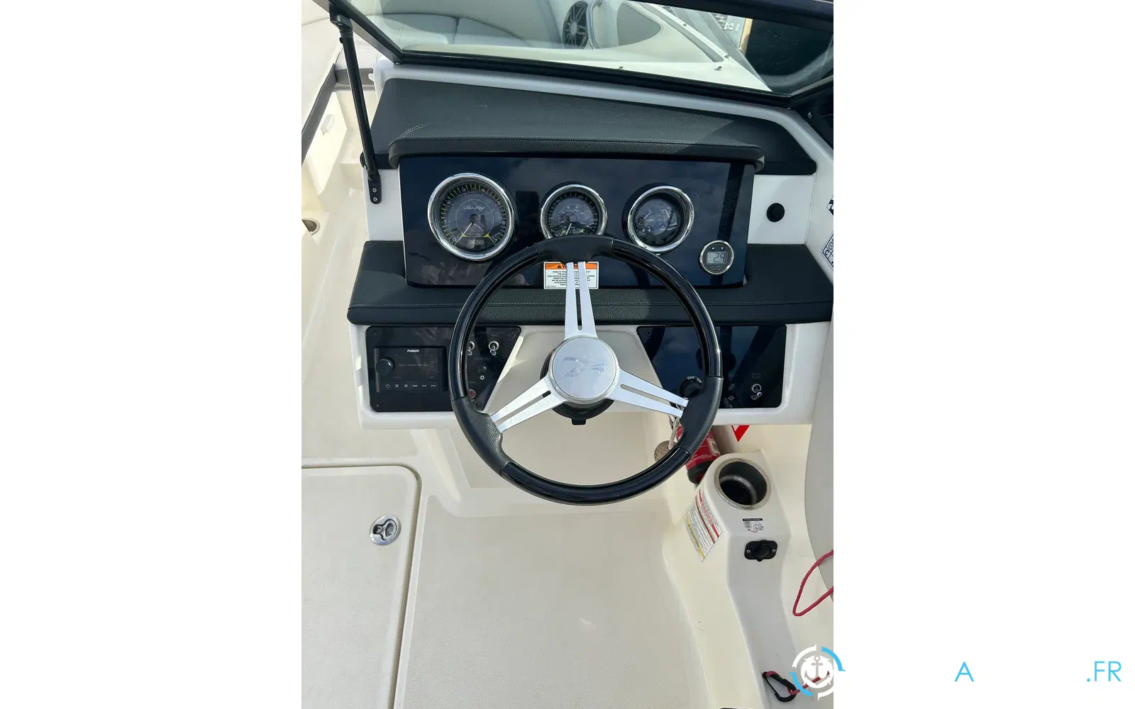 slider 6 Sea Ray 190 SPX