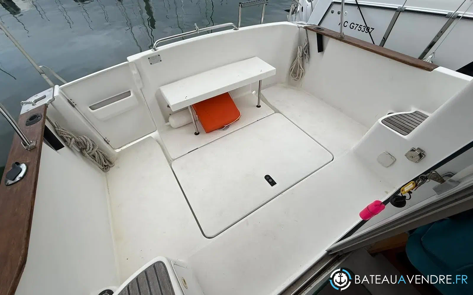 slider 5 Beneteau Antares 760