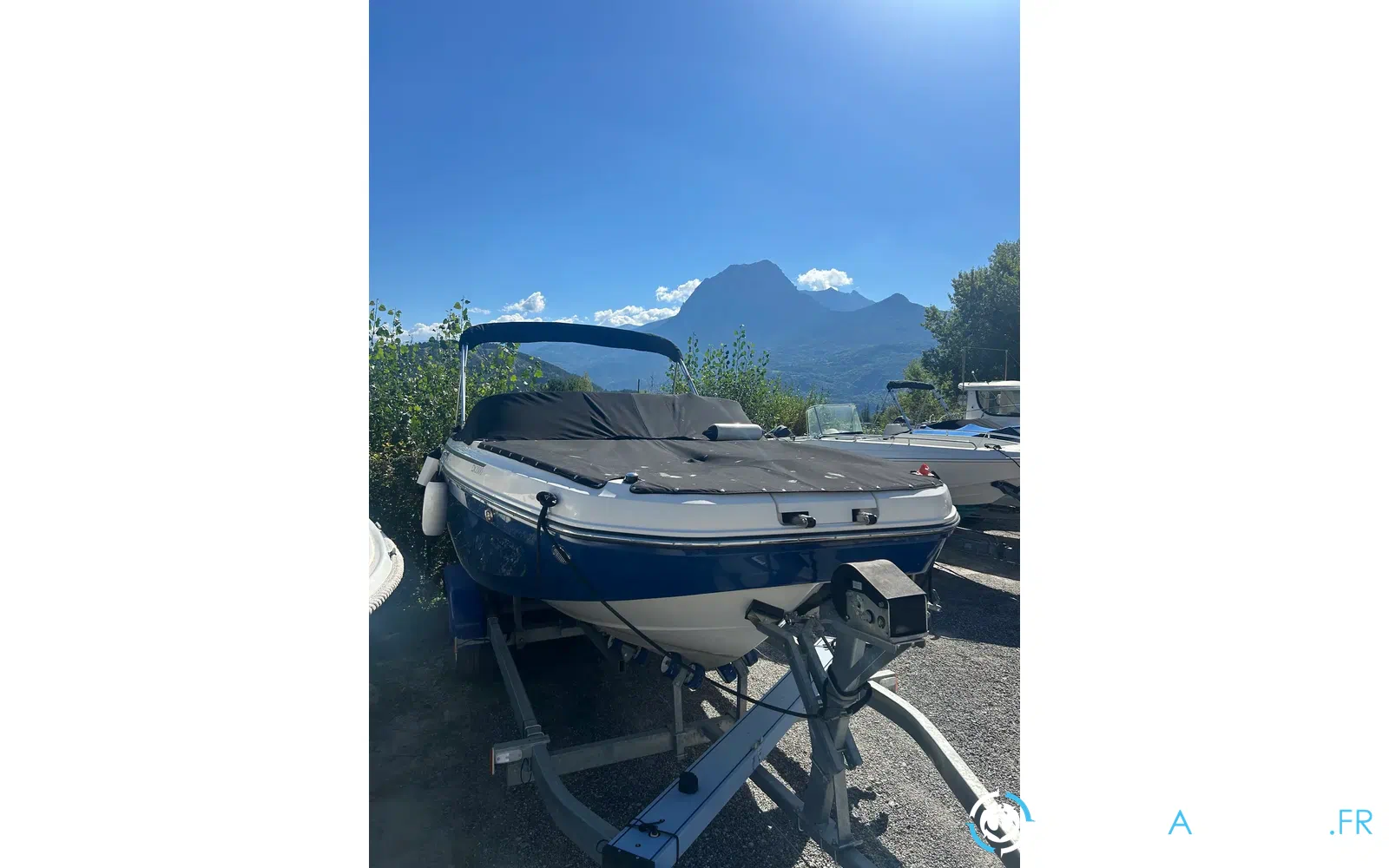 slider 21 Bayliner DX 2000