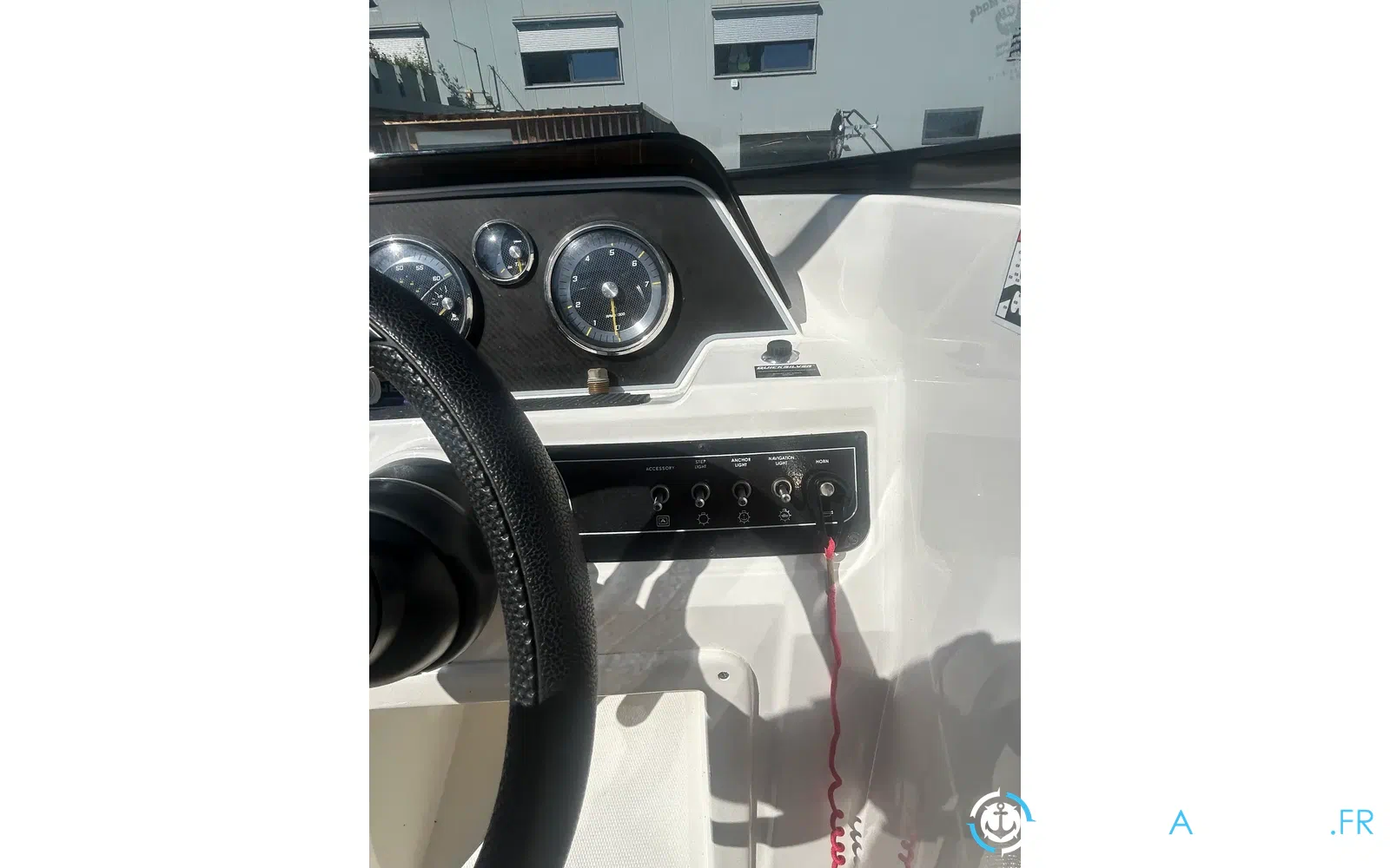slider 13 Bayliner DX 2000