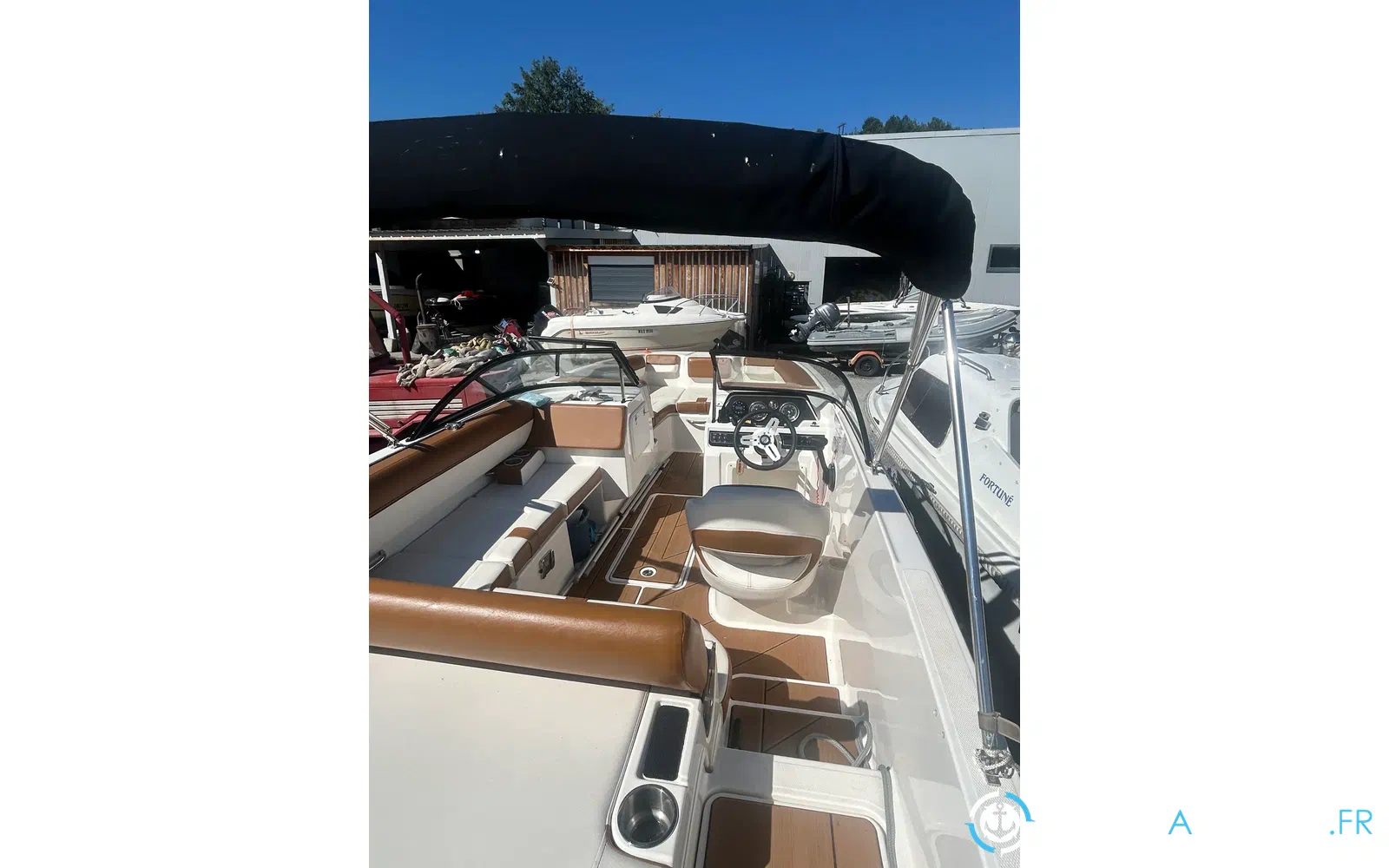 slider 19 Bayliner DX 2000