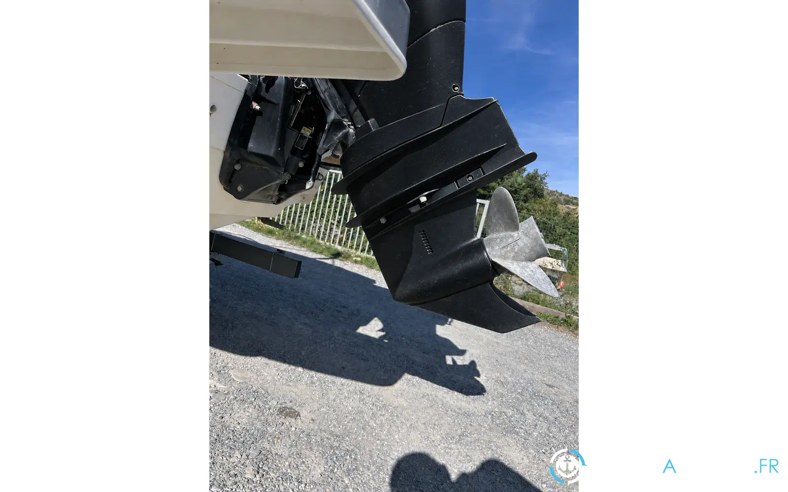 slider 6 Bayliner DX 2000
