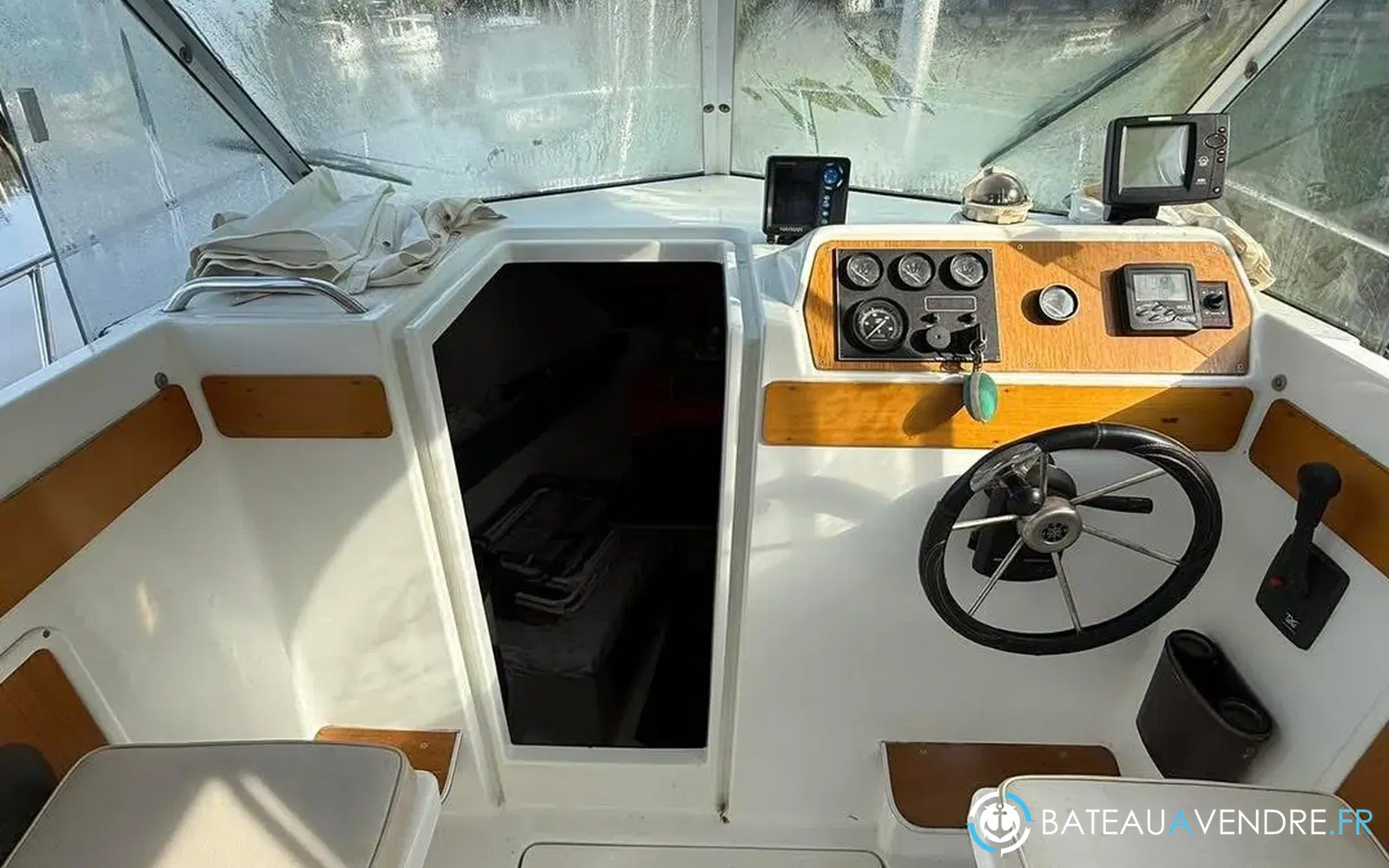 slider 4 Beneteau Antares Serie 7