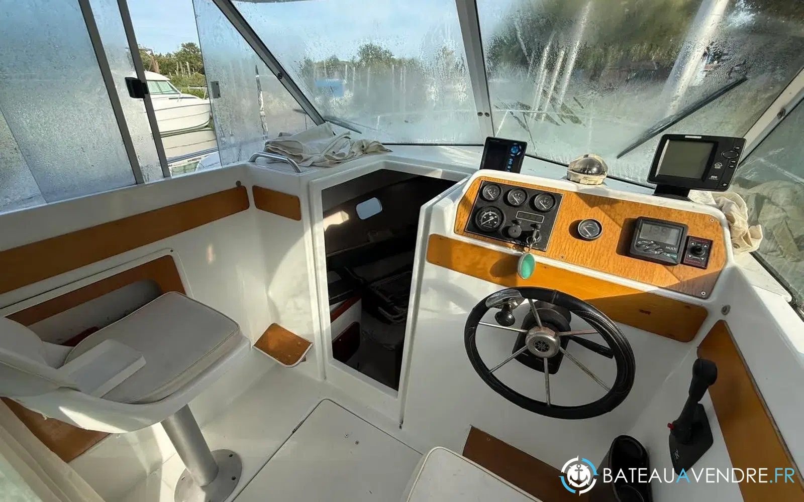 slider 6 Beneteau Antares Serie 7