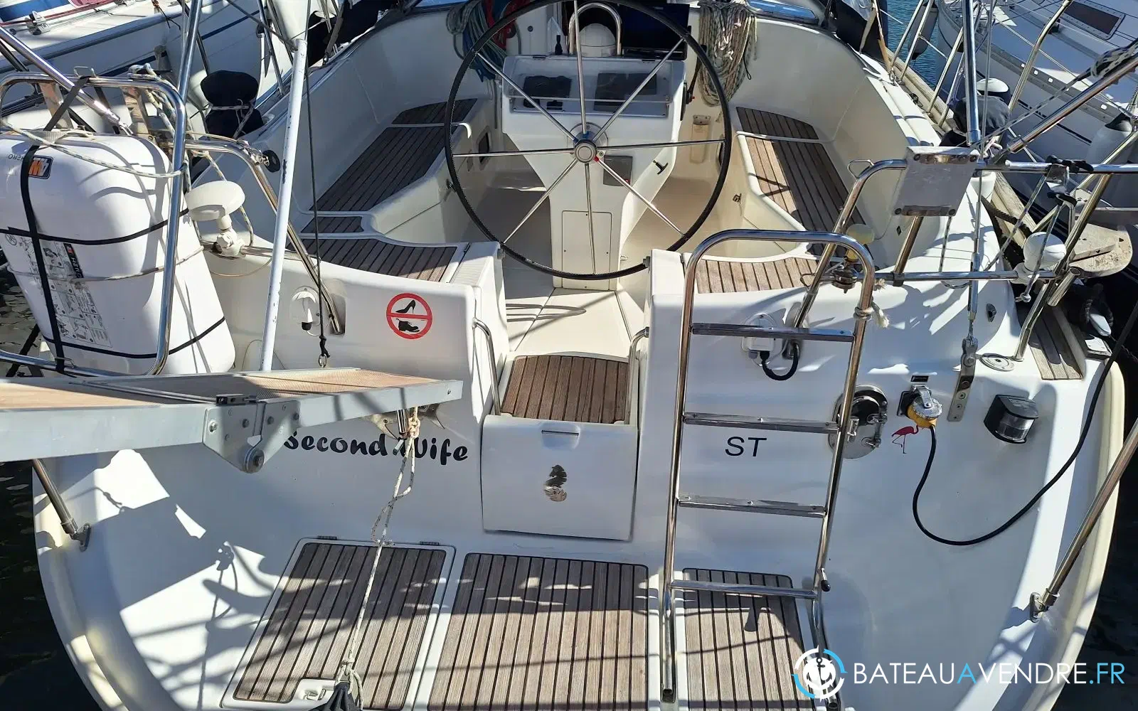 slider 11 Beneteau Oceanis 411 Celebration