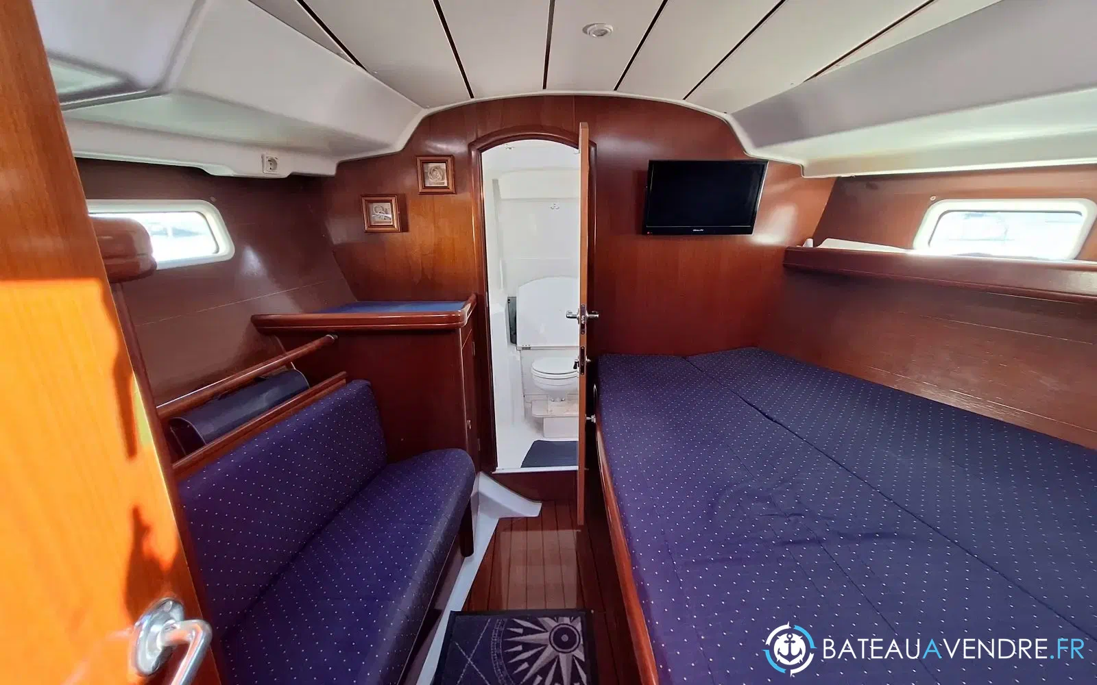 slider 8 Beneteau Oceanis 411 Celebration