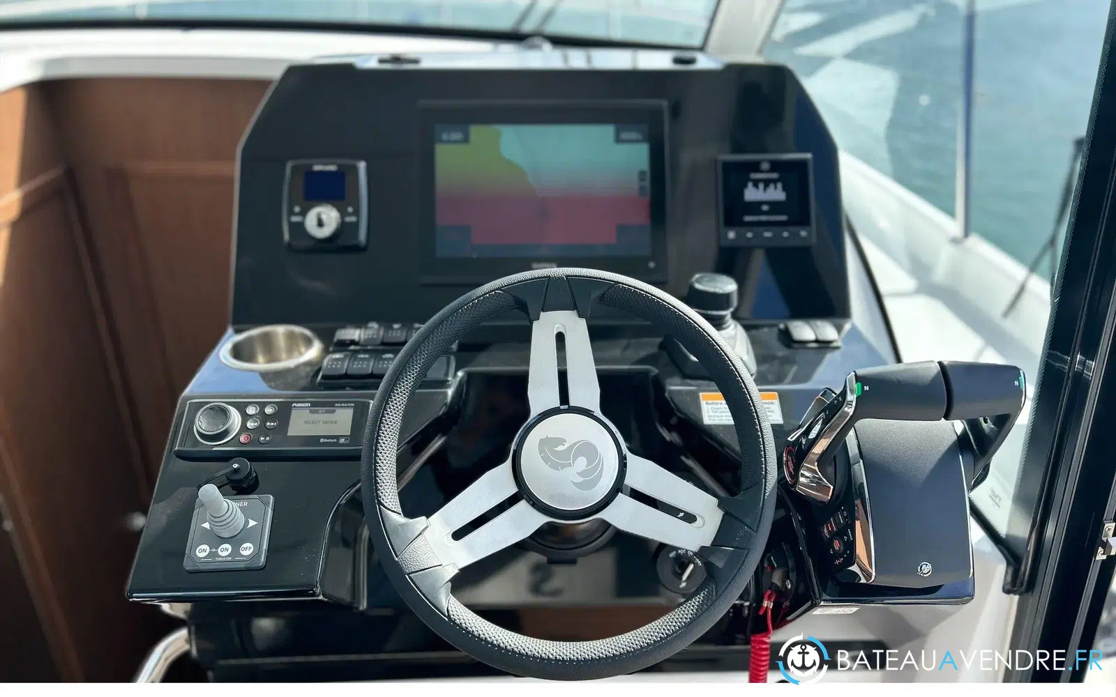 slider 12 Beneteau Antares 11