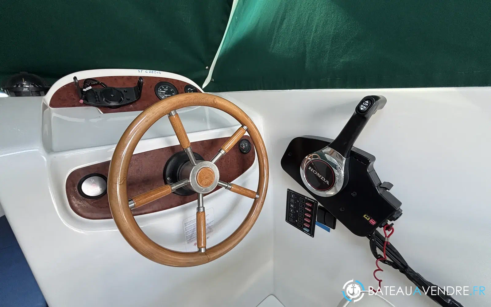 slider 11 Jeanneau Merry Fisher 625