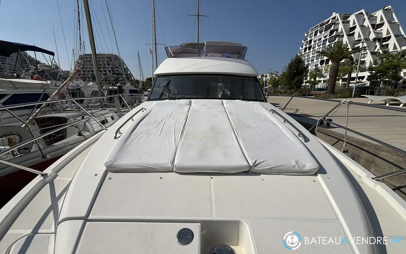 slider 20 Prestige Yachts 400