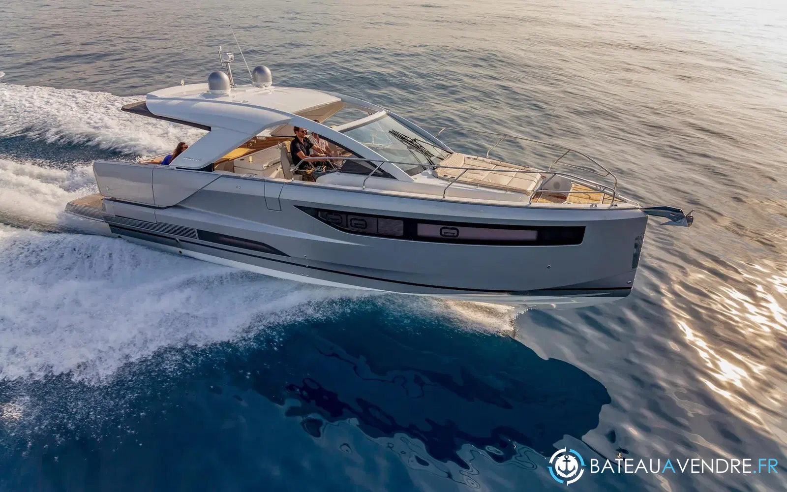 slider 1 Jeanneau DB 43